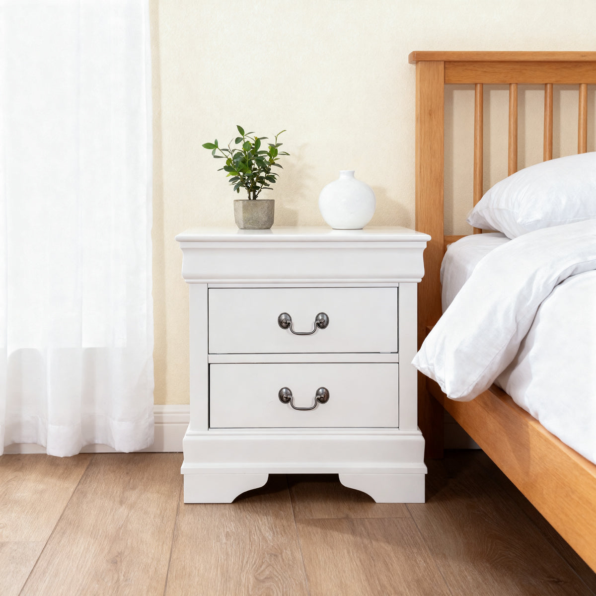 Axton Bedside Table